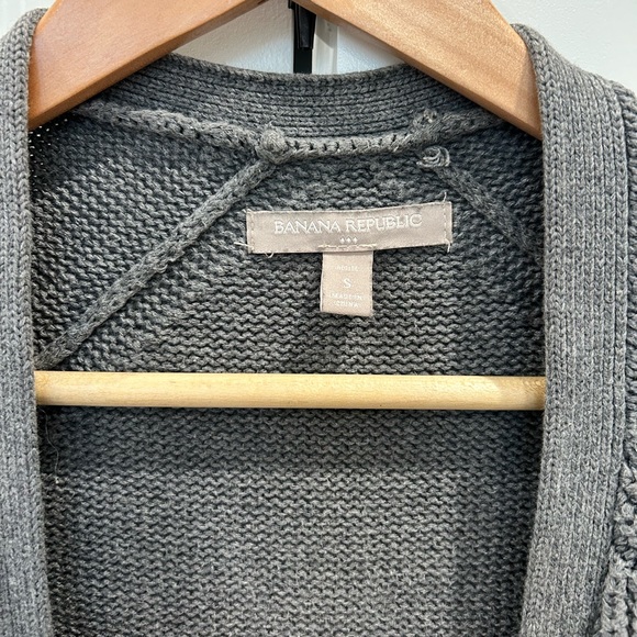 Banana Republic Long Cardigan - Picture 3 of 6